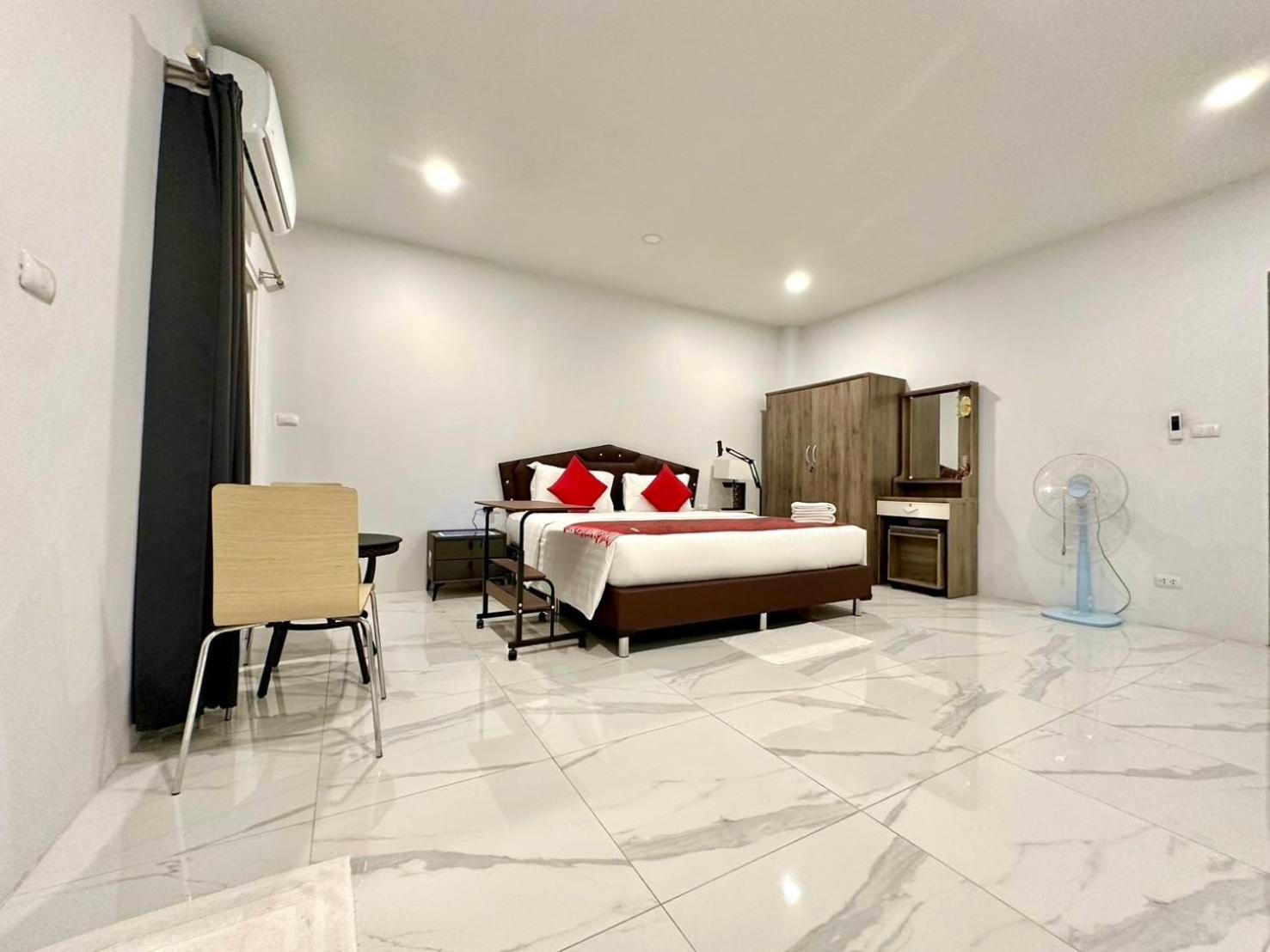 Pr Room For Rent Παραλία Καμάλα Εξωτερικό φωτογραφία